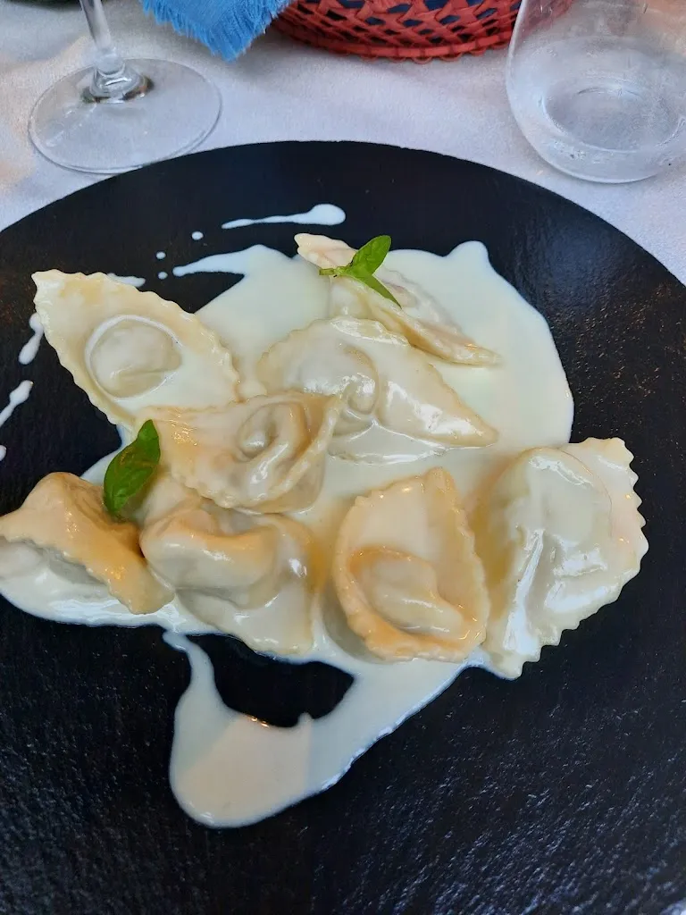 Famke Van Lieshout_Ristorante il Cinghialetto_Fonni_review