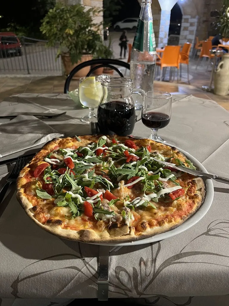 Joshua Domínguez Colomina_Pizzeria 88- Affittacamere_Fonni_review