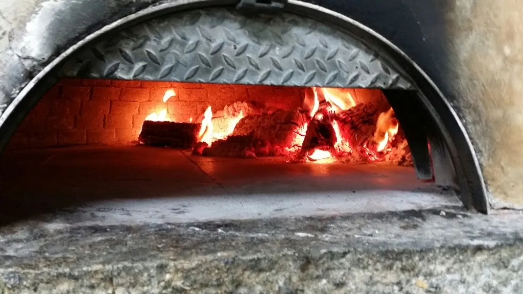 Pizzeria 88- Affittacamere_Fonni_slider_image_3