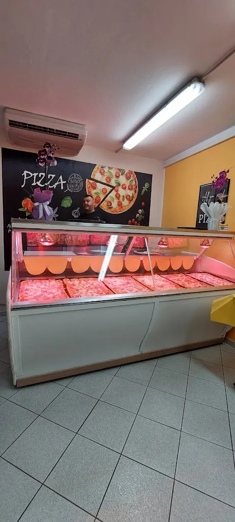 GUSTAMI E VIA restaurant in Fonni