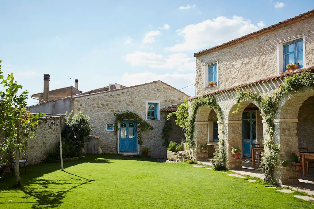 Domu Antiga restaurant in Gergei