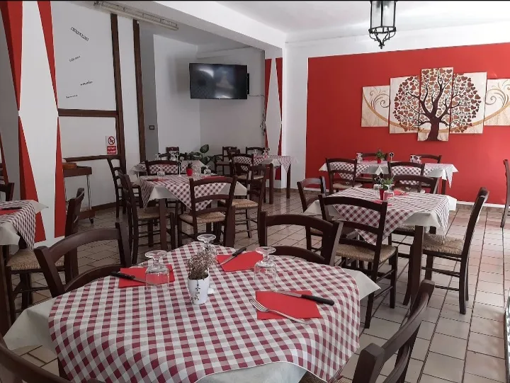 G.R.A.D.evole restaurant in Galtellì