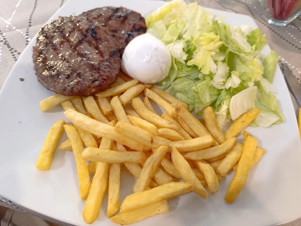 Pizzeria Trattoria Cafè Buon Gusto_Ghilarza_slider_image_3