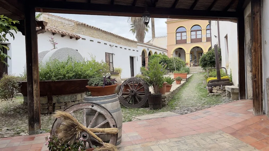 La Taverna del Conte Pizzeria - Ristorante_Gesturi_slider_image_3