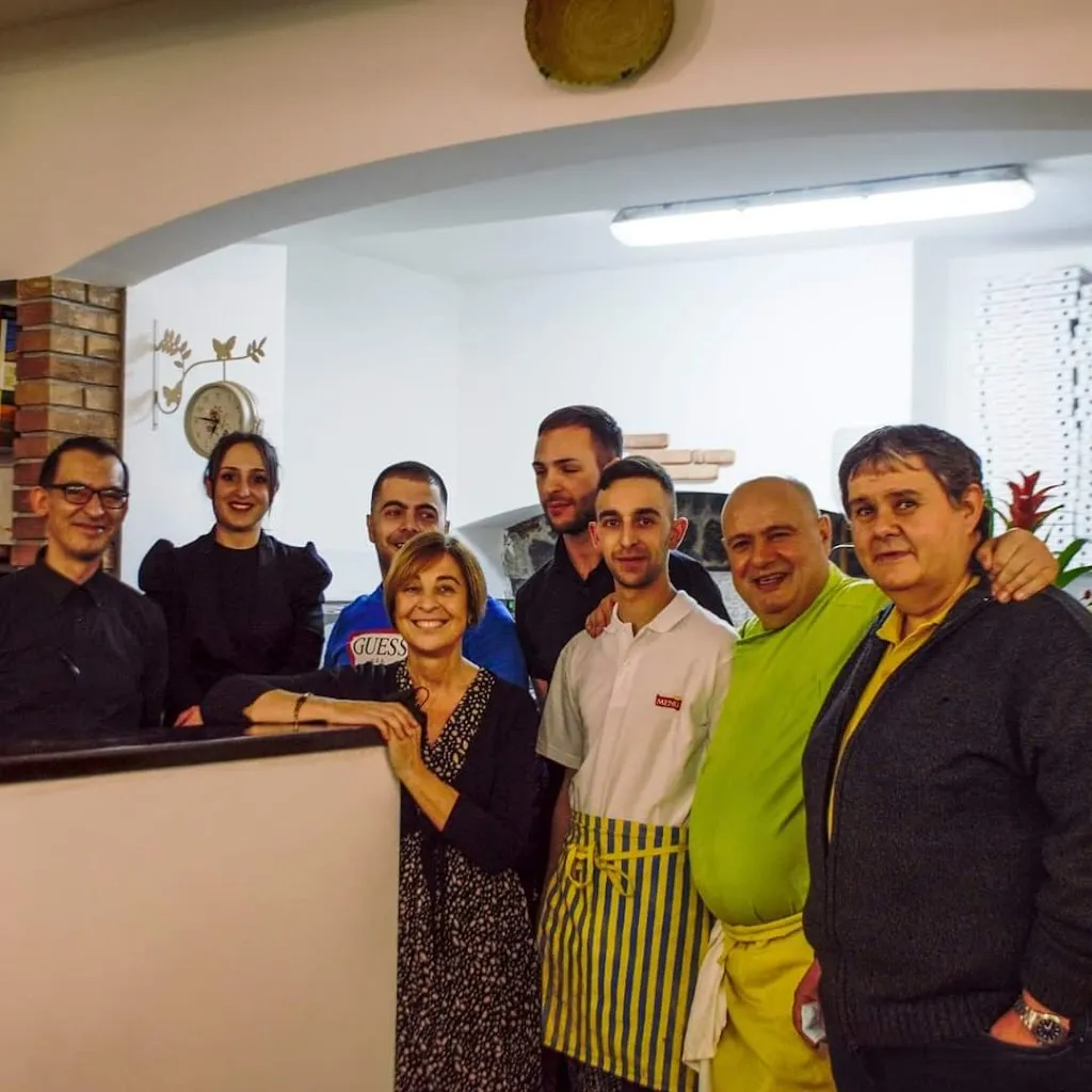 Pizzeria Romagna_Gavoi_slider_image_2