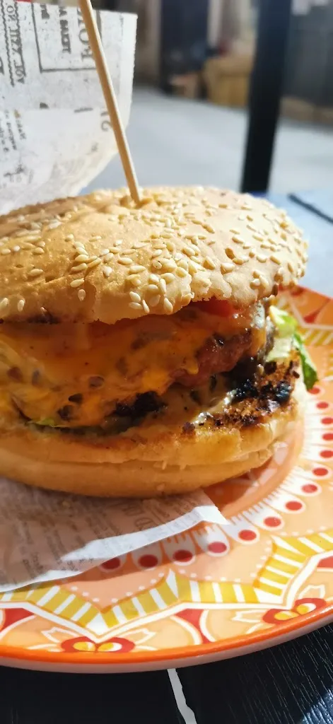 Maximilian Volt._Bistro da Antonina_Casalbordino-Miracoli_review