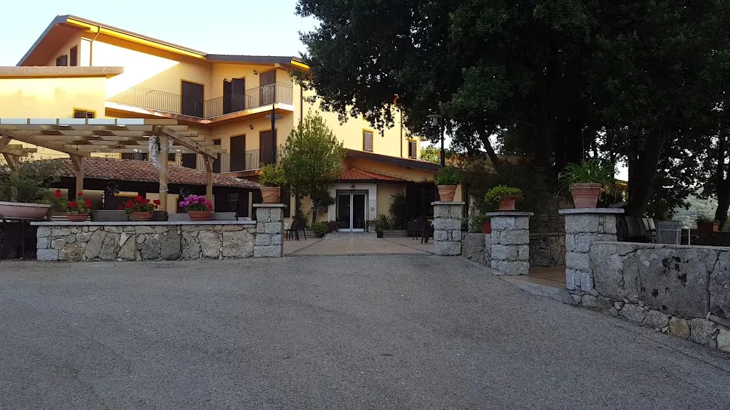 Hotel Taloro_Gavoi_slider_image_1