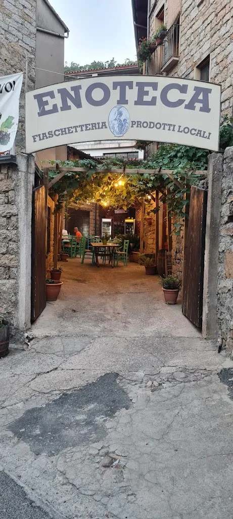 Enoteca cantina Garau restaurant in Gavoi