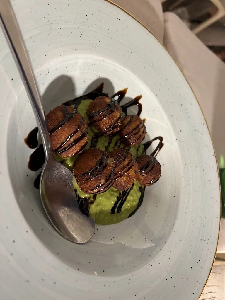 Pooja Kukreja_Ristorante Il Pettolino_Gallipoli_review