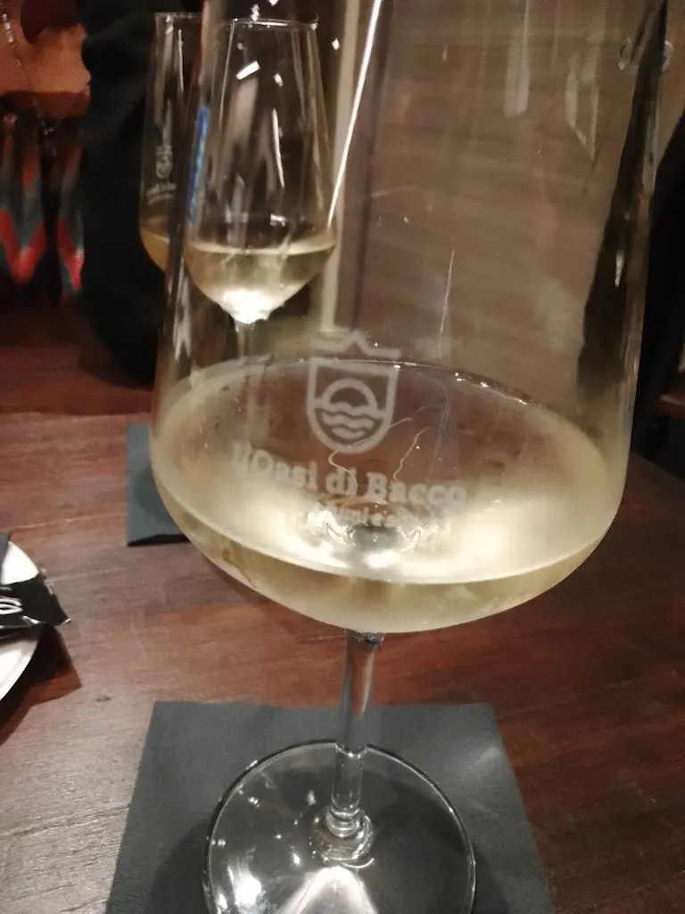 Aurora Fonnesu_L'Oasi di Bacco di Littera Alessio_Gonnosfanadiga_review