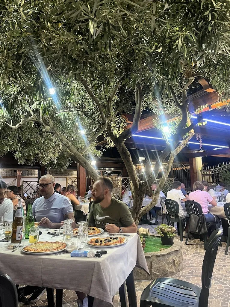 Gabriela_La Taverna Romana_Gonnosfanadiga_review