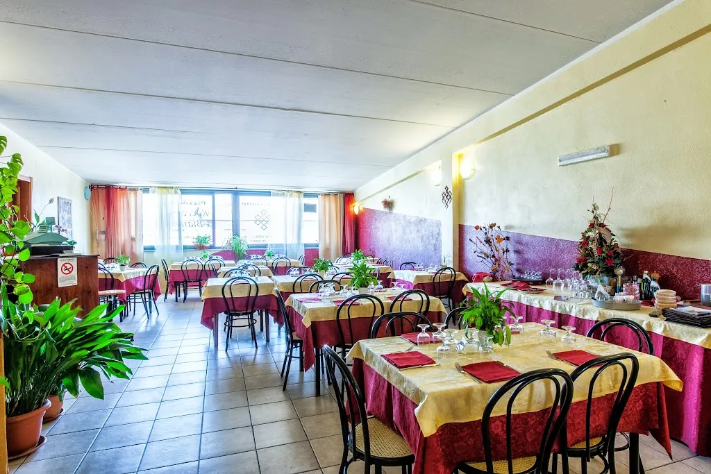 Ristorante Pizzeria Rocce Bianche 2 Guasila restaurant in Guasila