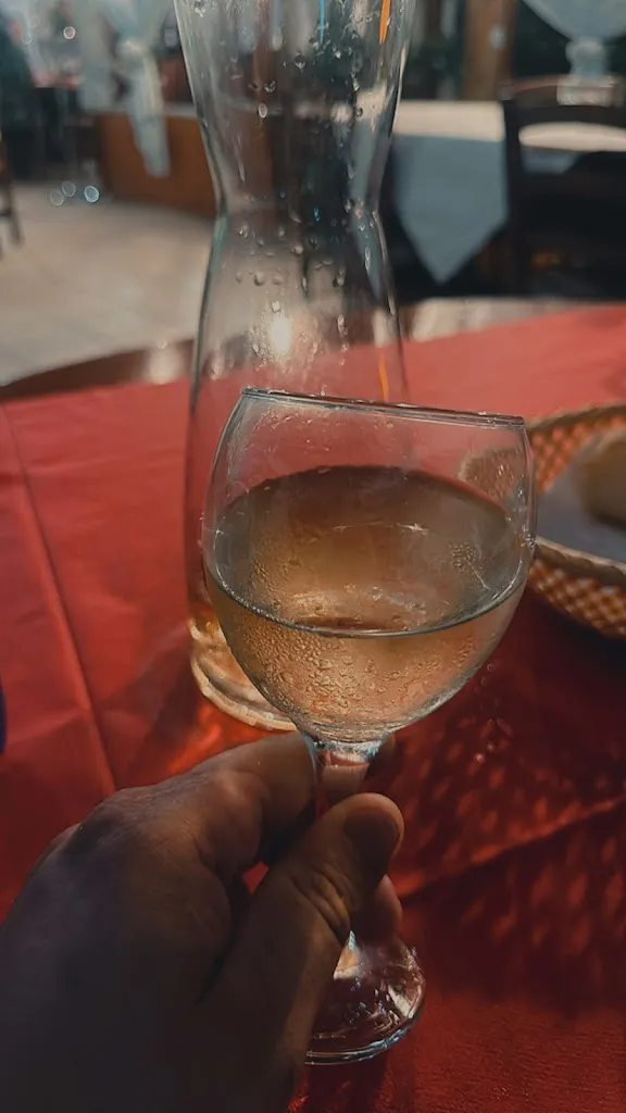 Alex Wagner_Lascia fare a me - Home Restaurant_Illorai_review