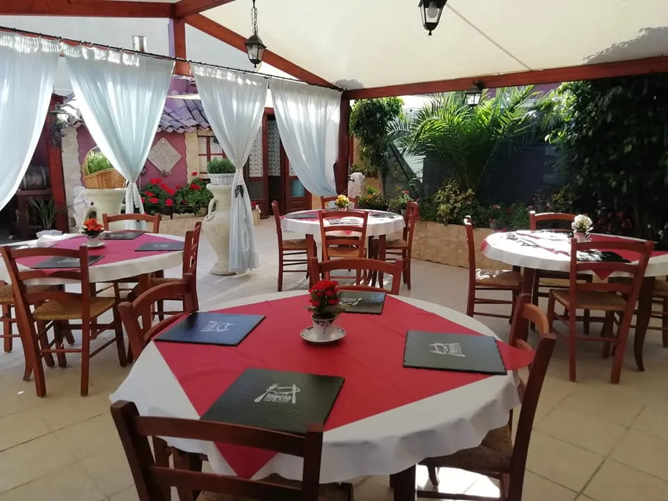 Lascia fare a me - Home Restaurant restaurant in Illorai