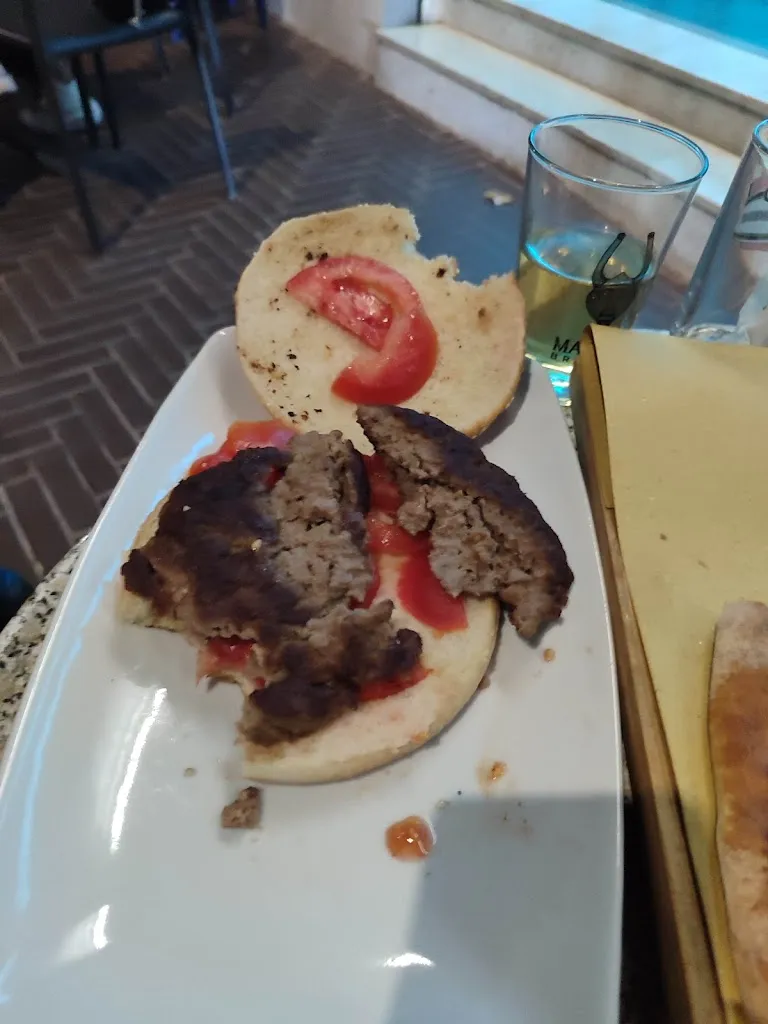 Luis Serrano_Bar Lucignolo_Irgoli_review