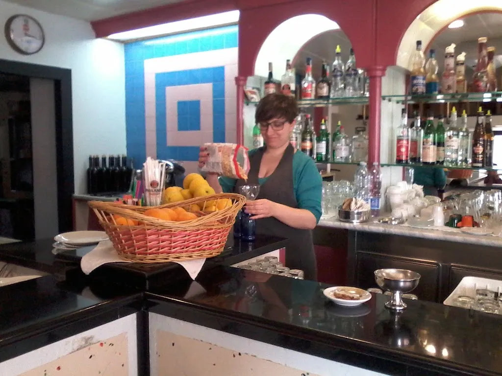 Bar Dori Mannu restaurant in Irgoli