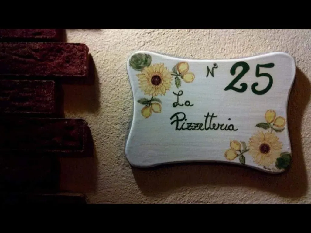 La Pizzetteria di Porru Luca_Guspini_slider_image_2