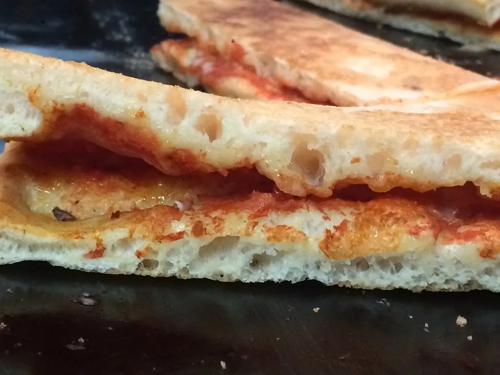 Pizzeria Capriccio di Mirko Caligola_Guspini_slider_image_2