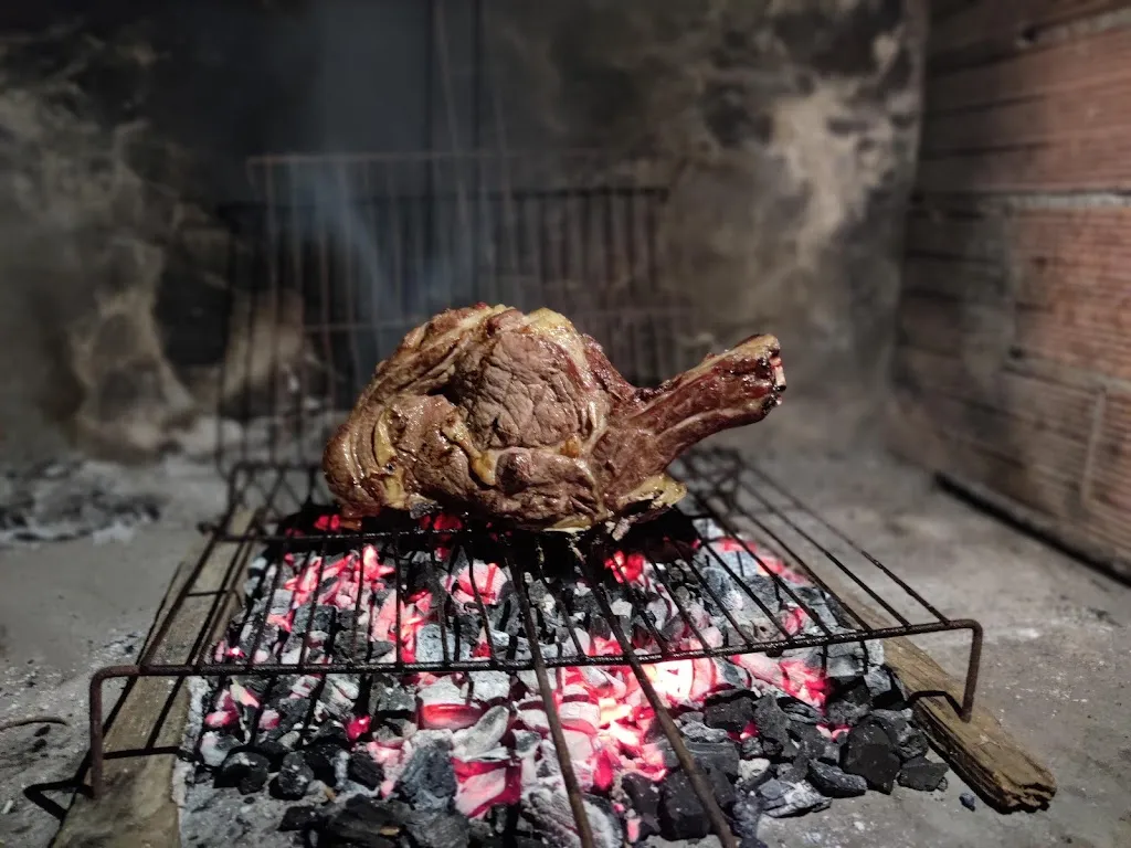 Angelica Cuccu_Macelleria Petza Bella Guspini_Guspini_review