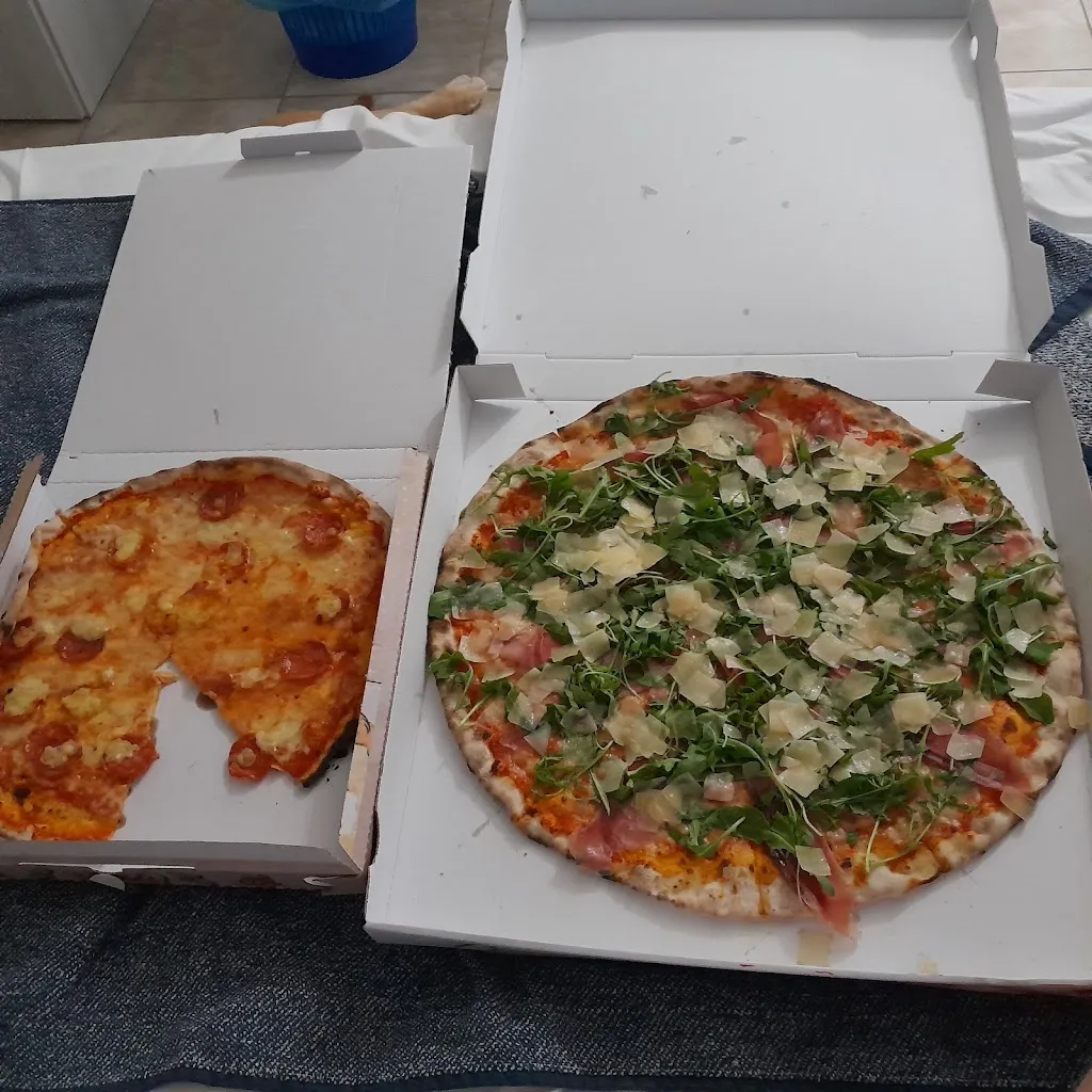 Alan Nicolaus_Planet Pizza Di Schirru Vittorio_Guspini_review