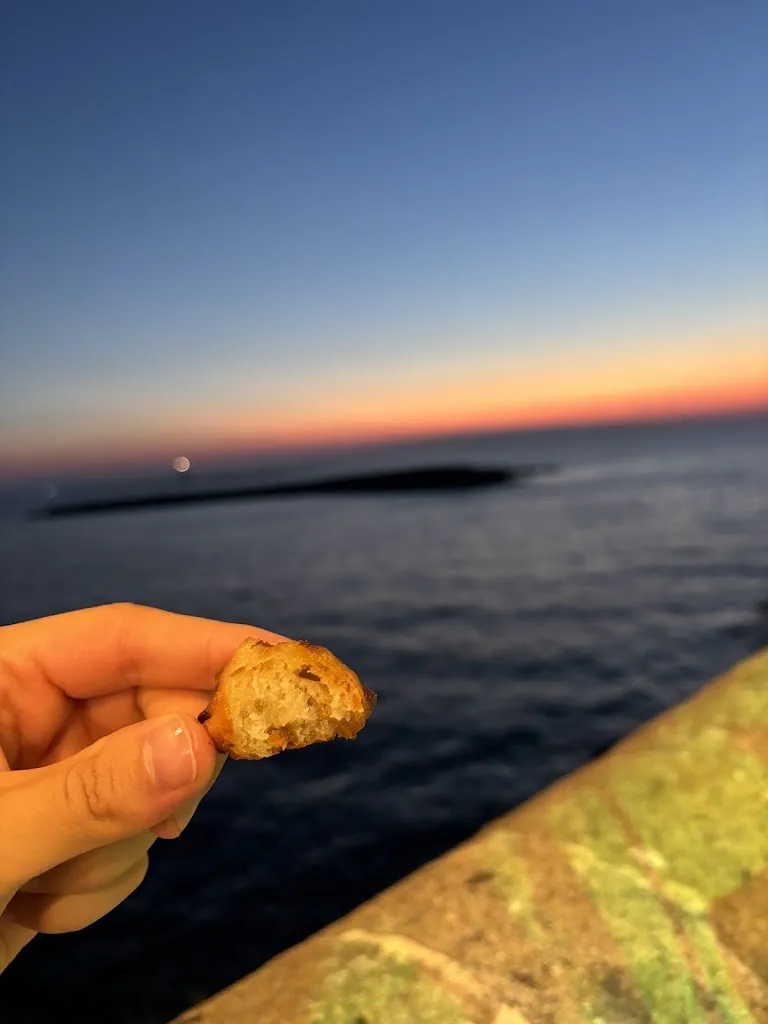 Yassine Salva_Costa del Sud. _Gallipoli_review