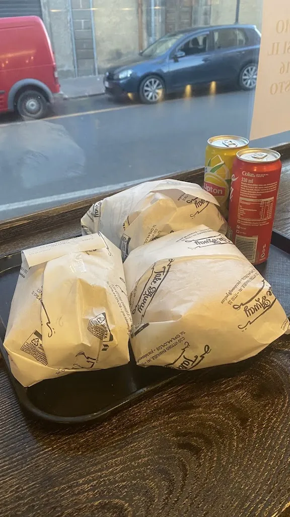 Catalina Miguens_Pizzeria Gastronomia Take Away_Ittiri_review