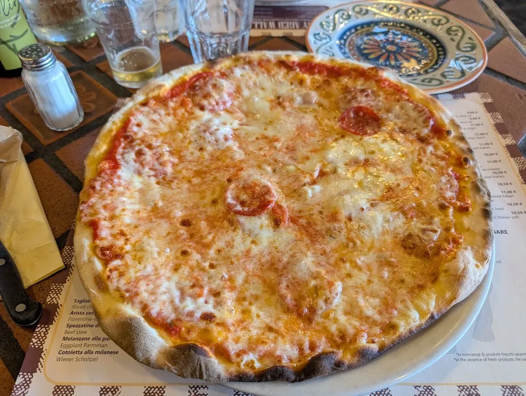 Risorante Il Vecchio_Girasole_slider_image_3