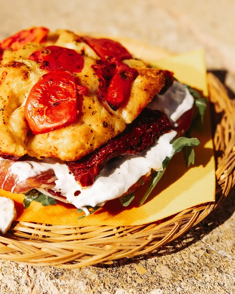 Sforna Focacceria_Gallipoli_slider_image_3