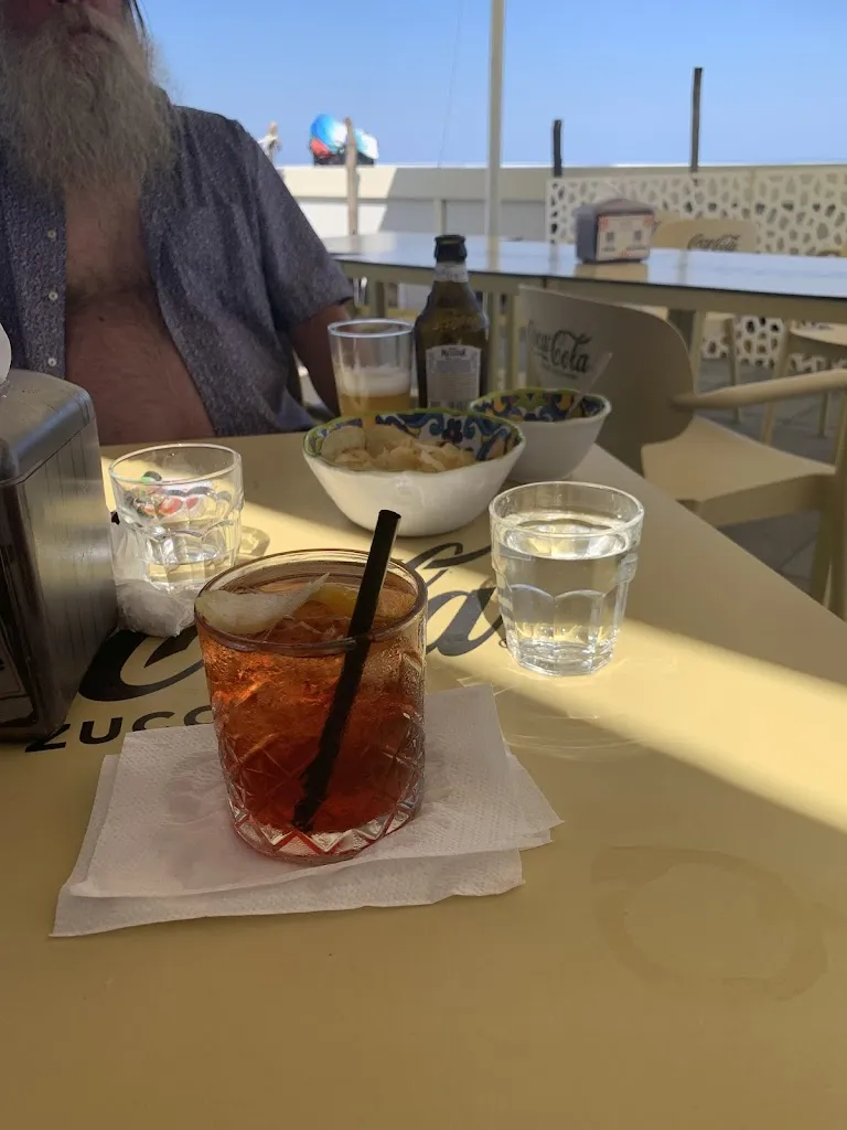 Sandra Shanahan_Girasole Lounge Bar Lido e Spiaggia Attrezzata_Girasole_review