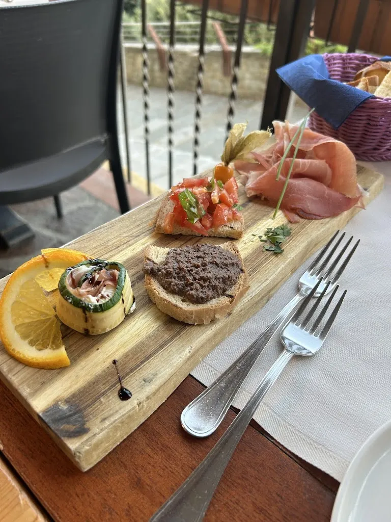 D At_Ristorante la Reggia degli Etruschi_Girasole_review