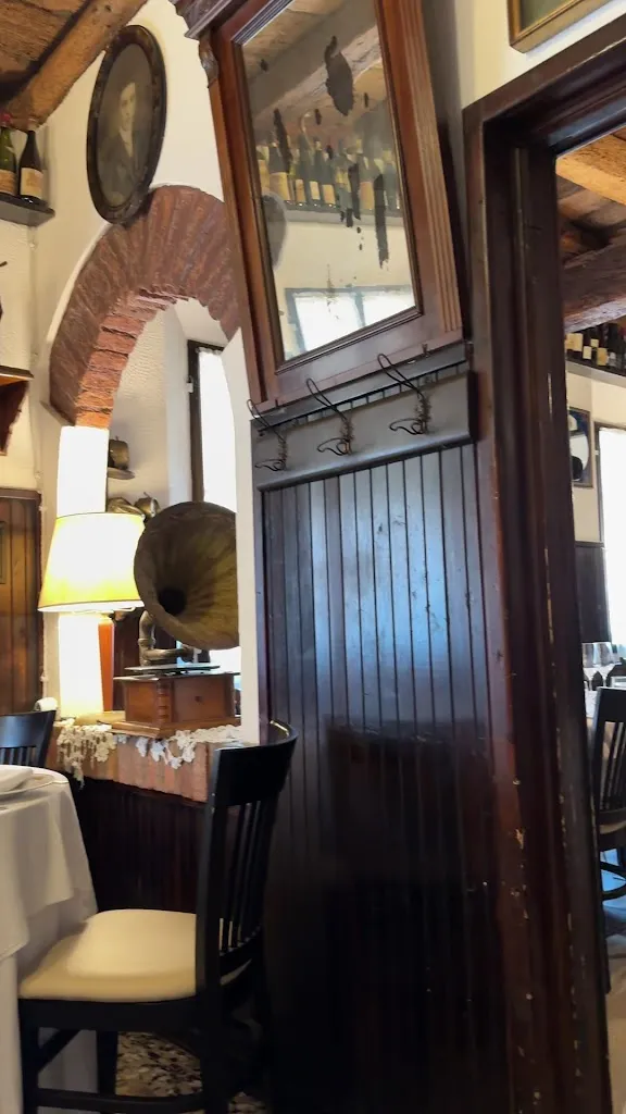 Antica Osteria del Mirasole restaurant in Girasole