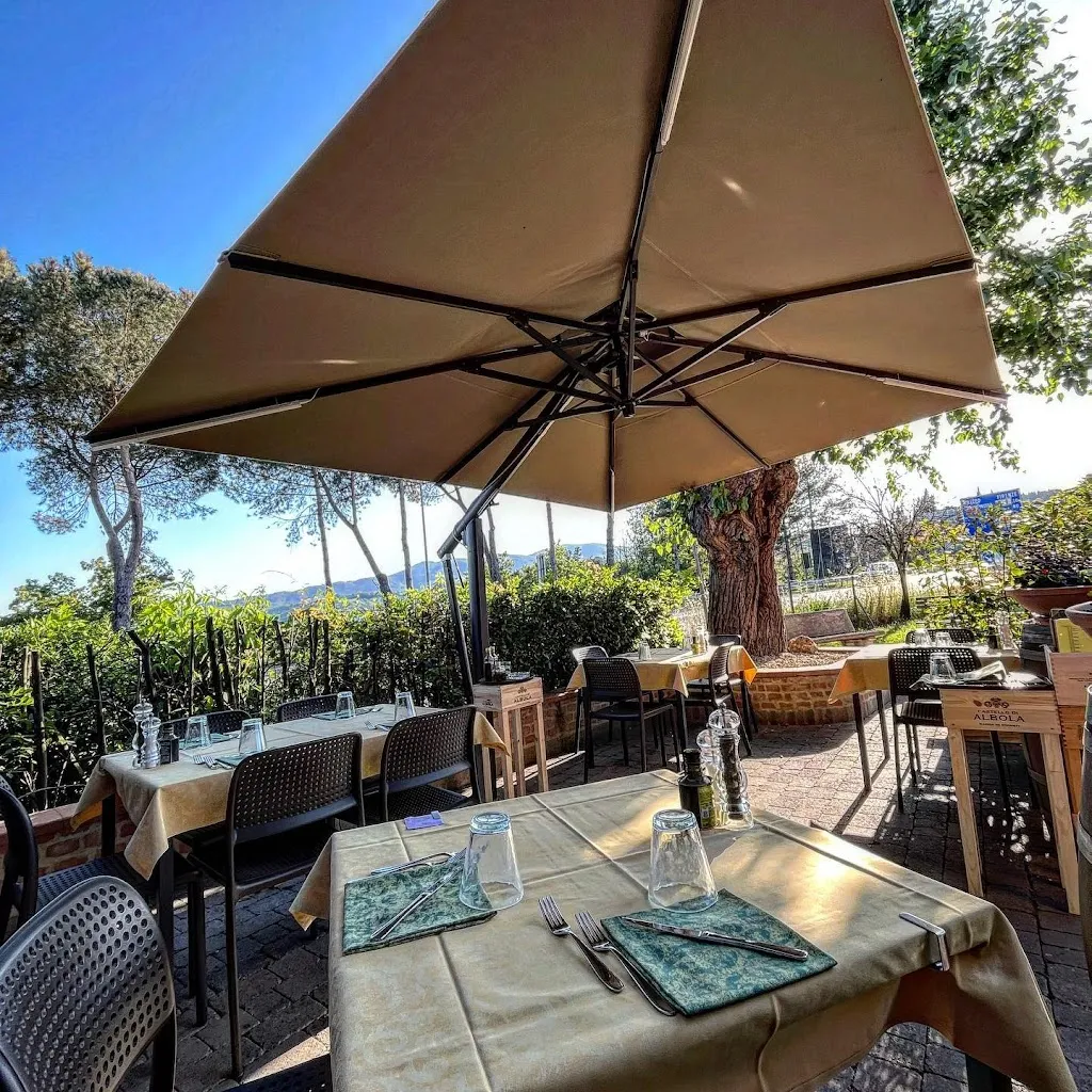 Osteria De' Giusti restaurant in Girasole