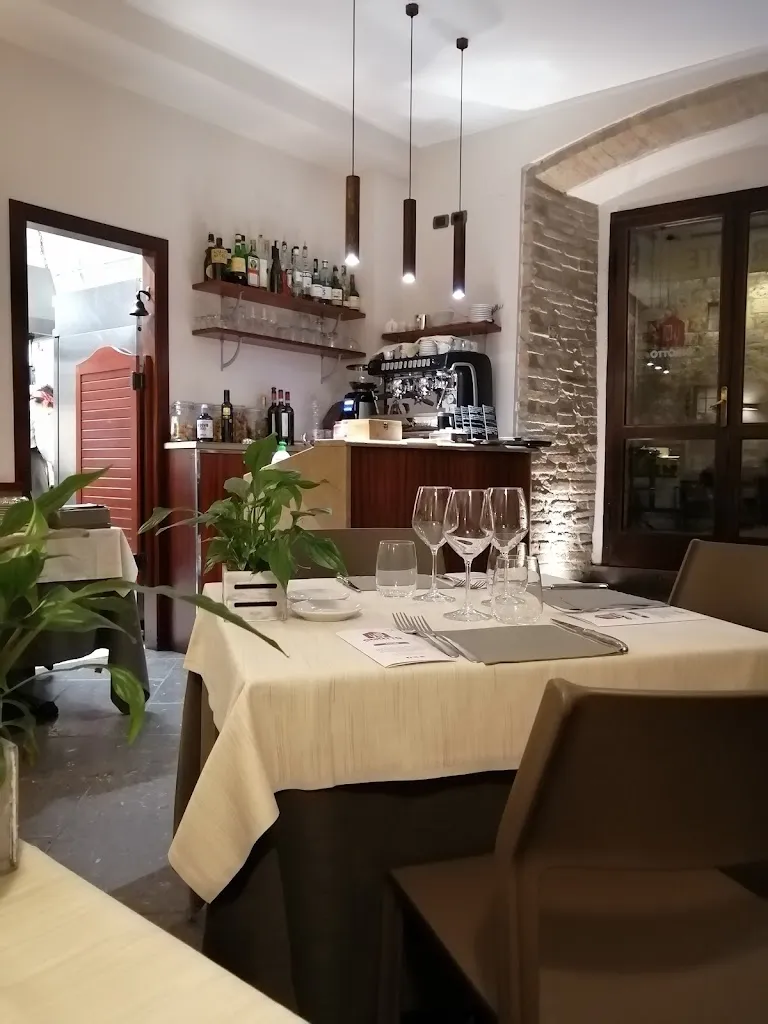 Ghiotto Ristorante - Assisi restaurant in Girasole
