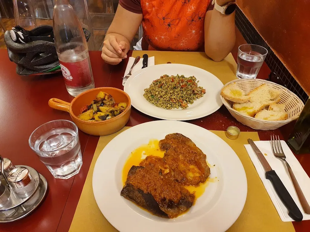 Botond Doczi_Gli Ostinati Bar Osteria_Girasole_review