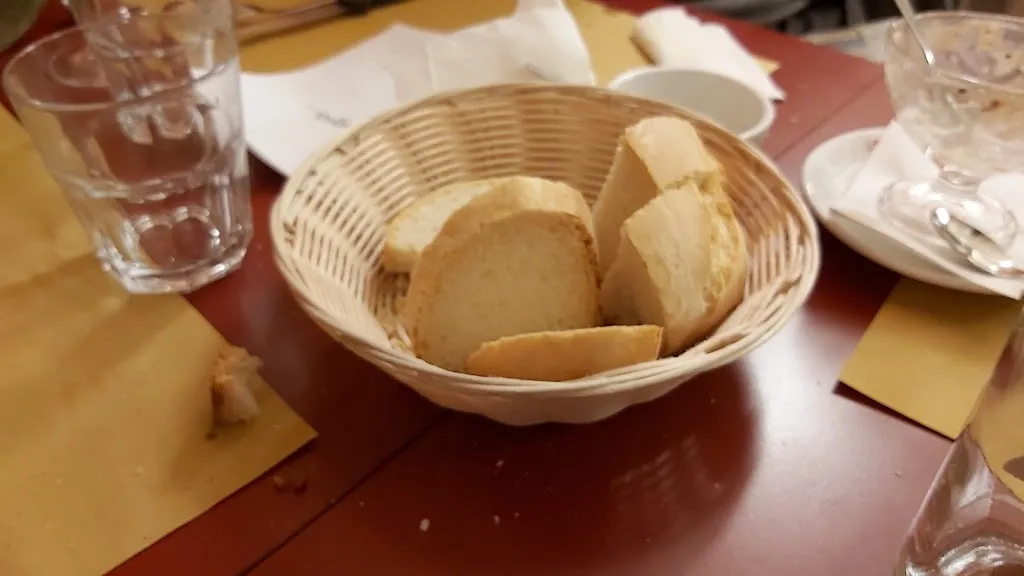 Manuel Breschi_Gli Ostinati Bar Osteria_Girasole_review