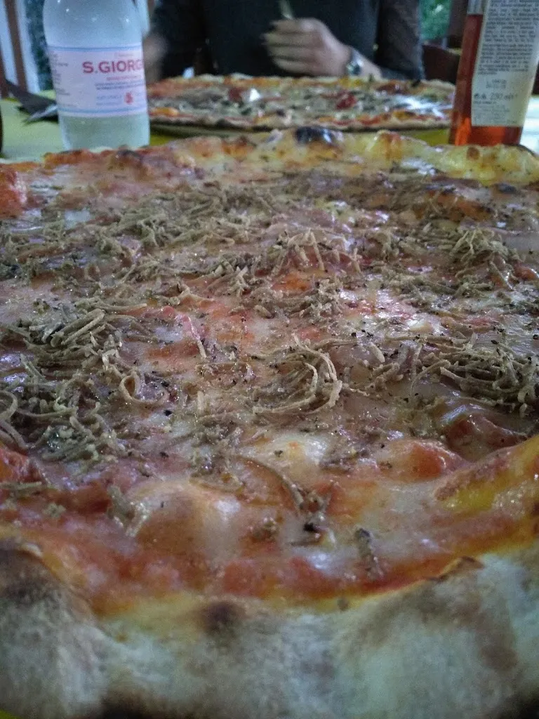 Luigi Pisu_Ristorante Pizzeria Su Stunnu_Laconi_review