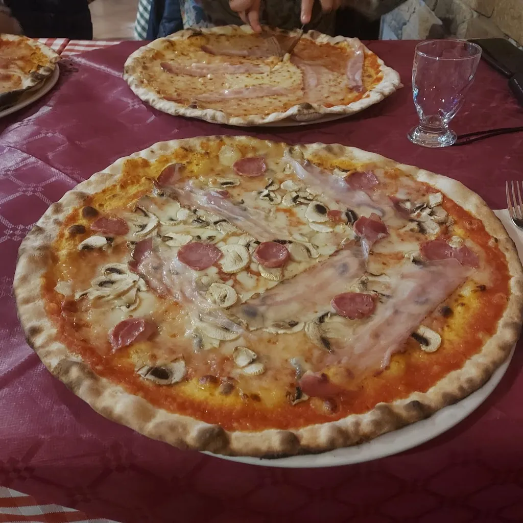 Ristorante Pizzeria Su Stunnu_Laconi_slider_image_3