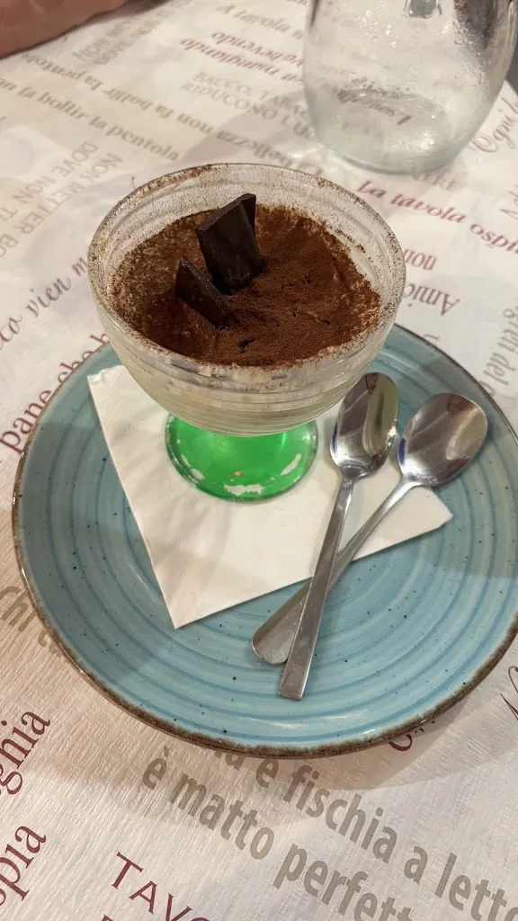 M N_Ristorante Pizzeria Giampippo_Golfo Aranci_review