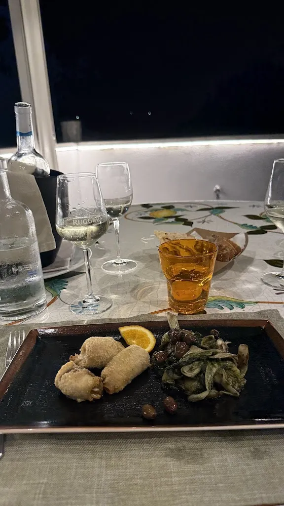 Artur A_Villa Giulia Home Restaurant_Golfo Aranci_review