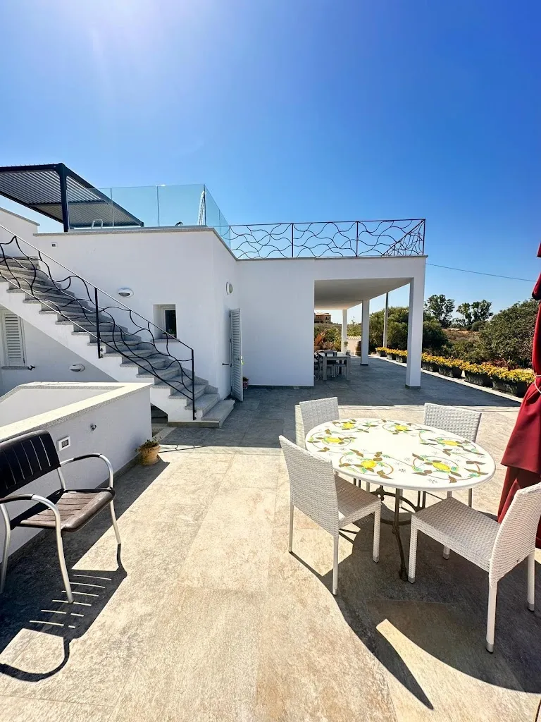 Villa Giulia Home Restaurant_Golfo Aranci_slider_image_1