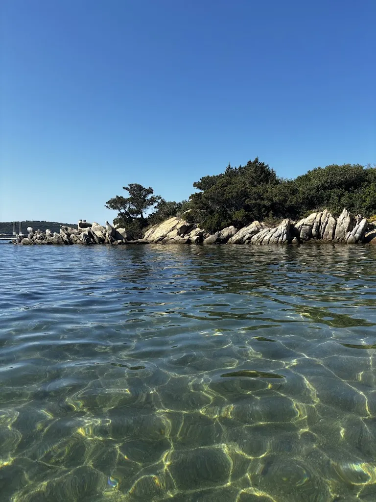 Daisy Kellow_Oasi Beach Club | Ristorante | Spiaggia | Aperitivi_Golfo Aranci_review