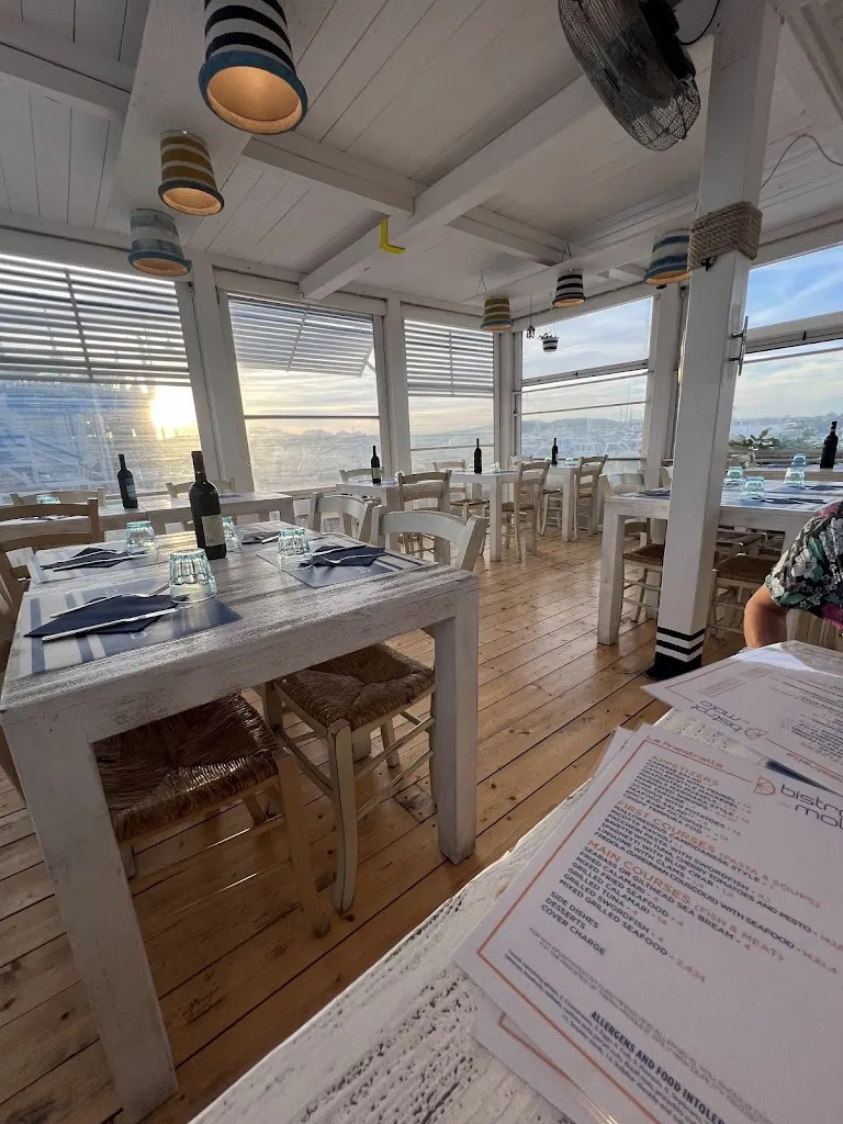 Bistro di mare - LA FINESTRELLA SUL MOLO_Golfo Aranci_slider_image_2