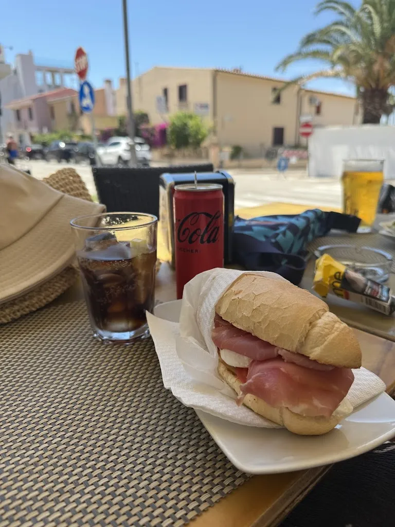 S. S._Cocoloco Café & Bistrot_Golfo Aranci_review