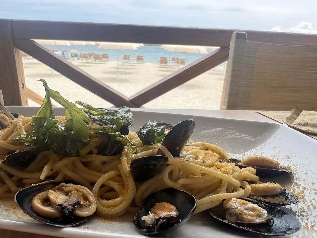 Giropizza Triku Beach_Golfo Aranci_slider_image_3