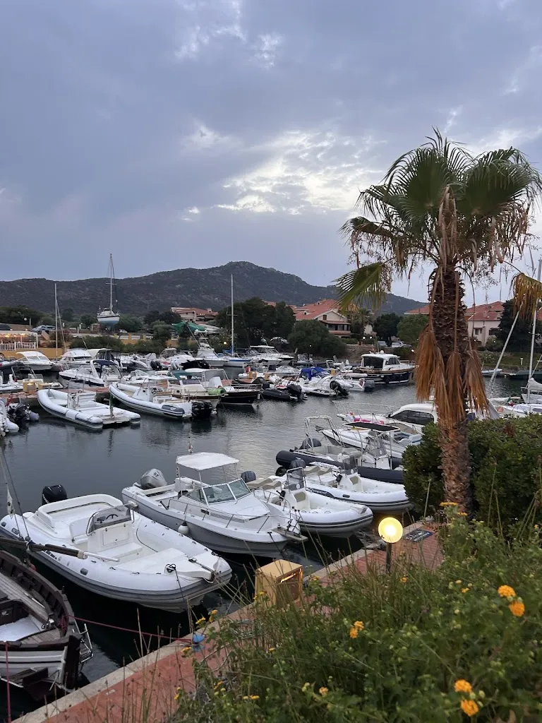 Matthieu Guillou_Ventiquattro.4_Golfo Aranci_review