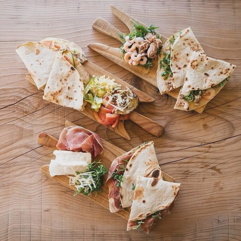 Piadineria del borgo_Golfo Aranci_slider_image_2