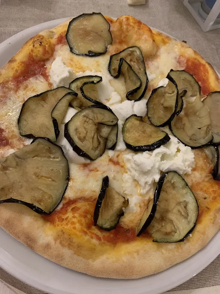 ernesto p_Yachting Club Vela Blu_Golfo Aranci_review