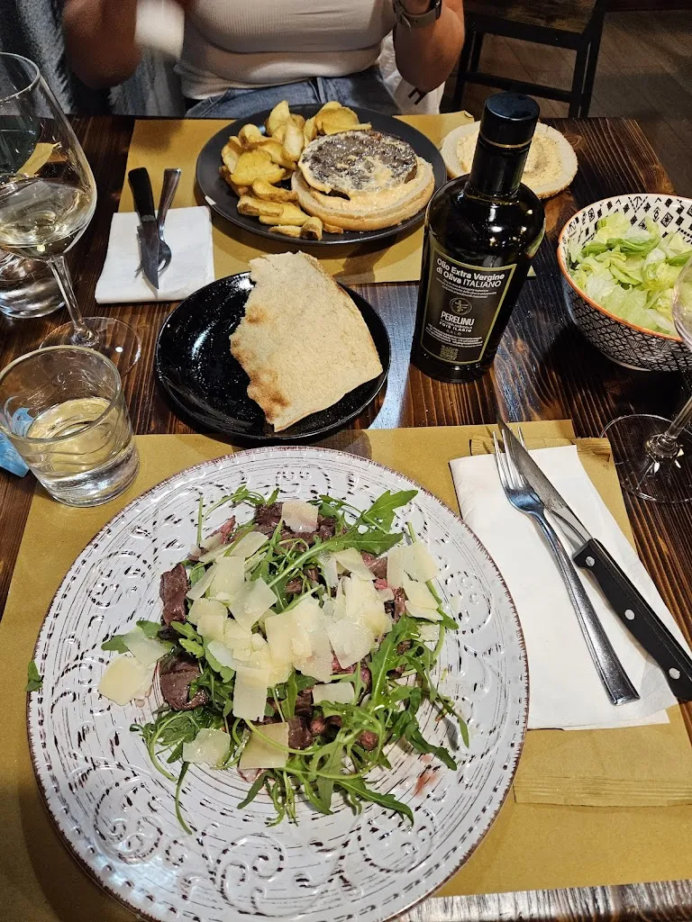 Maximilian Bernsdorf_Black Moon Bistrot Bar, ristorante e bisteccheria a Lanusei_Lanusei_review