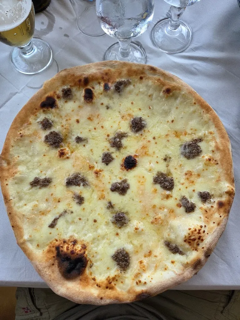 Dariusz Kurczyński_Bar Ristorante Pizzeria L'Aragosta_Lotzorai_recensione