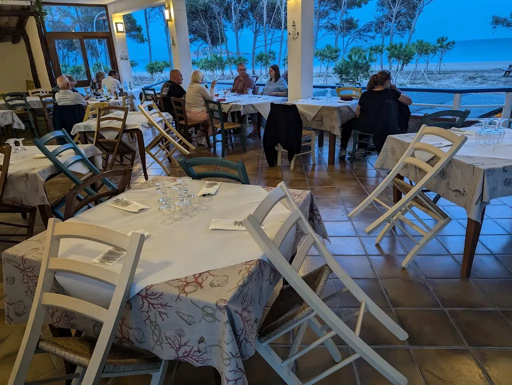 Bar Ristorante Pizzeria L'Aragosta_Lotzorai_slider_image_1